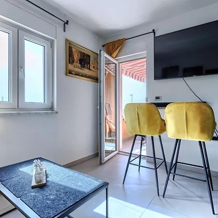 Barbara By Interhome Apartman